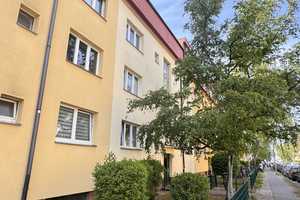 Ruhige 2 Zimmerwohnung in einem gepflegten Mehrfamilienhaus – Berlin – Vorschaubild 2