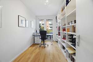 Elegant am Zoopark: modernisierte 5,5-Zi.-Whg., 2 Bäder, großer Balkon, Aufzug – Die vollständige Adresse der Immobilie erhältst du vom Anbieter., 40239 Düsseltal, Düsseldorf – Vorschaubild 9