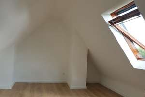 Schöne, helle 2-Zimmer-Maisonettewohnung mit offener Küche – Sankt-Tönnisstr. 95, 50769 Worringen, Köln – Vorschaubild 5