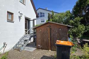 Tolles, freistehendes Einfamilienhaus mit Wintergarten, Terrasse und Garage in Ortsrandlage – Die vollständige Adresse der Immobilie erhältst du vom Anbieter., 71229 Leonberg – Vorschaubild 16