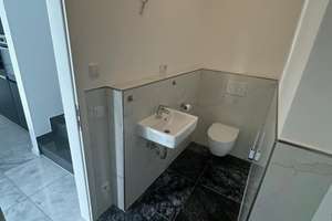 Attraktive 4-Zimmer DHH mit EBK in Kaarst – Die vollständige Adresse der Immobilie erhältst du vom Anbieter., 41564 Kaarst – Vorschaubild 13