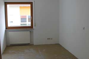 Attraktive, sonnige 3-Zi-Wohnung mit SO-Balkon, Garage, Stellplatz in NU-Burlafingen, PRIVATVERKAUF – Die vollständige Adresse der Immobilie erhältst du vom Anbieter., 89233 Neu-Ulm – Vorschaubild 5