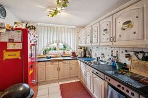 Interessante Chance in Lörrach-Salzert: Reihenendhaus mit Garage und Garten! – Die vollständige Adresse der Immobilie erhältst du vom Anbieter., 79540 Lörrach – Vorschaubild 8