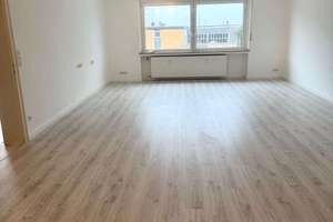 Renovierte große Wohnung, ebenerdig, mit Stellplatz vor der Tür. Frisch renoviert – Hengsenerstraße 8, 44309 Brackel (Ortsteil), Dortmund – Vorschaubild 5
