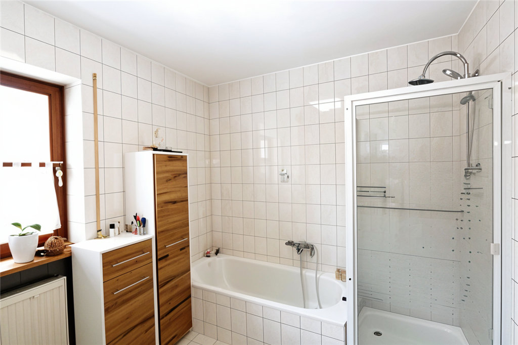 Immobilie in Moosthenning - Familientraum in idyllischer Siedlungslage von Lengthal/Moosthenning in direkter Nähe zu Dingolfing - Bild 0