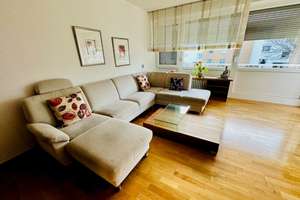 Helle 4-Zimmer Wohnung mit Balkon in zentraler Lage