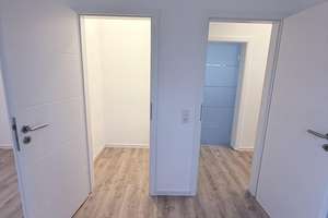 Frisch sanierte 2-Raum-Wohnung mit Einbauküche, Bad mit Wanne,  & Carport-Stellplatz – Die vollständige Adresse der Immobilie erhältst du vom Anbieter., 6246 Bad Lauchstädt – Vorschaubild 6