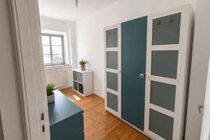 Wohnen nahe dem Tempelhofer Hafen – Wohnung mit großzügiger Loggia – Die vollständige Adresse der Immobilie erhältst du vom Anbieter., 12099 Tempelhof, Berlin – Vorschaubild 2