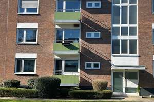 Großzügige 4-Zimmer-Eigentumswohnung mit Loggia u. Balkon in Bockum! – Bethelstraße 58, 47800 Bockum, Krefeld – Vorschaubild 2