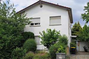 Zweifamilienhaus - massiv gebaut. Gestaltungsoptionen!