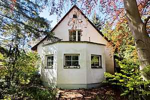 Charmantes Einfamilienhaus nahe der Müggelspree / Sanierungsobjekt – Lindenstraße 6, 12559 Berlin – Vorschaubild 1
