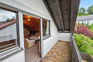 Charmantes Einfamilienhaus mit zwei Einliegerwohnungen in bester Lage von Ansbach – Die vollständige Adresse der Immobilie erhältst du vom Anbieter., 91522 Hennenbach, Ansbach – Vorschaubild 13