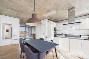 Modernes Penthouse in Berlin Tiergarten – Dachterrasse, Spreeblick, 4 Zimmer, Tiefgarage – Die vollständige Adresse der Immobilie erhältst du vom Anbieter., 10557 Moabit, Berlin – Vorschaubild 4