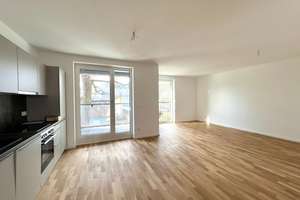 Geräumige 3-Zimmerwohnung mit Terrasse, Loggia und Stellplatz in Bahrenfeld!