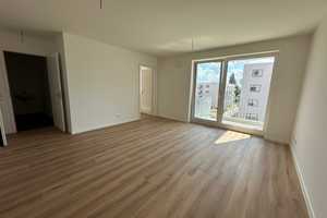 MIT WBS 160 oder WBS 180 - Erstbezug - sonnige 2 Zimmer Wohnung mit offener Wohnküche und Balkon – Anne-Frank-Straße 10, 12524 Berlin – Vorschaubild 3