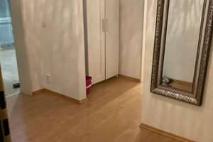 Hochwertige 2-Zimmer-Wohnung mit Balkon & Tiefgarage in ruhiger Bestlage von Ottobrunn – Die vollständige Adresse der Immobilie erhältst du vom Anbieter., 85521 Ottobrunn – Vorschaubild 1