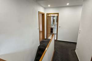 Viel Platz für Ihre Ideen: Großzügige 4-Zimmer-Wohnung in Oberhausen – Die vollständige Adresse der Immobilie erhältst du vom Anbieter., 46149 Buschhausen, Oberhausen – Vorschaubild 5