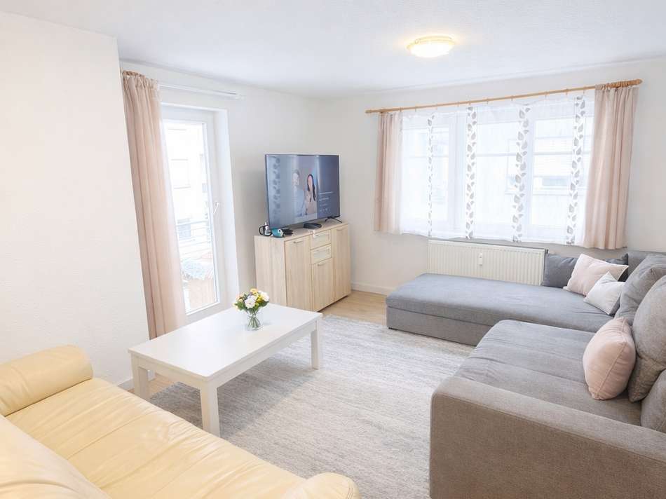 0B5790AD-6A70-450F-975A-134DA3