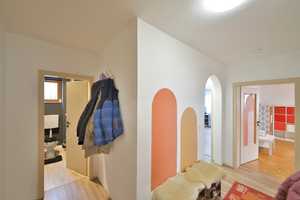 Modernisiertes Zweifamilienhaus mit ausgebautem Dachgeschoss, Doppelgarage und großem Garten – Karlsruhe (Kreis) – Vorschaubild 8