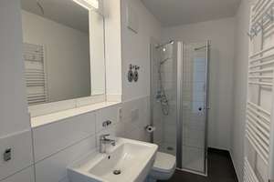 Helle 3-Raum-Wohnung mit Einbauküche, Gäste-WC und Balkon – Friedrichstraße 9, 1067 Friedrichstadt, Dresden – Vorschaubild 6
