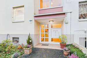 3-Zimmer-Wohnung im obersten Geschoss mit Balkon und eigener Garage