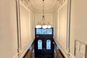 Herrschaftlicher Altbau in begehrter Lage - Anfragen bitte schriftlich – Keithstr. 12, 10787 Schöneberg, Berlin – Vorschaubild 2