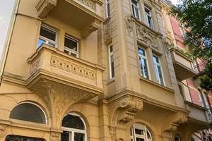Wiesbaden-Dichterviertel: Klassische 5 Zimmer-Altbauetage "VOM GLÜCKSDRACHEN BEWACHT" !