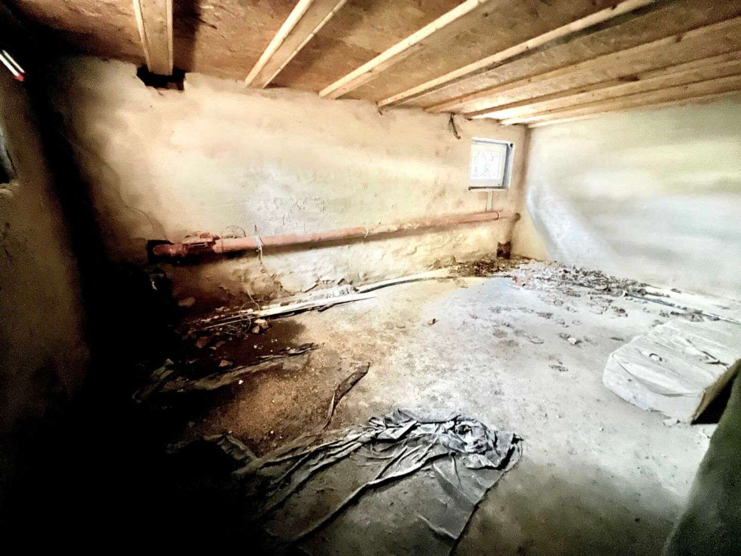 Immobilie in Glienicke/Nordbahn - Sanierungsbedürftige Villa und oder zwei Wohnungen in Glienicke Nordbahn - Bild 1