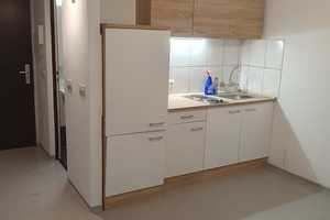 Schwetzingerstadt: Teilmöbliertes Appartement mit TG-Stellplatz – Mannheim – Vorschaubild 1