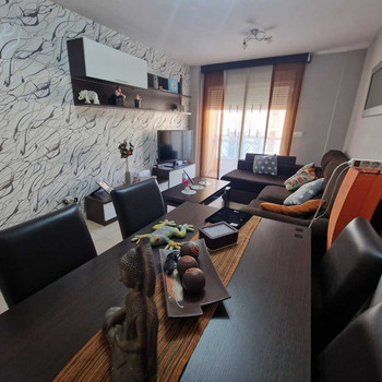 Großzügige Wohnung zum Verkauf in La Huerta, Águilas 134.000