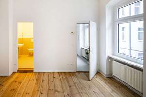 BEZUGSFREI: Renovierte 1-Zimmer-Altbauwohnung in ausgezeichneter Lage im lebendigen Wrangelkiez! – Oppelner Straße 18, 10997 Kreuzberg, Berlin – Vorschaubild 3