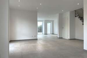 Moderne Neubau-Doppelhaushälfte mit Terrasse in Much-Sommerhausen! – Die vollständige Adresse der Immobilie erhältst du vom Anbieter., 53804 Much – Vorschaubild 6