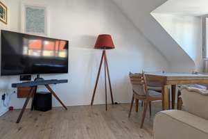 Wohnen im wunderschönen Buchwald - DG-Wohnung mit Hobbyraum und 180qm eigenem Gartenanteil – Im Buchwald 31, 70186 Gablenberg, Stuttgart – Vorschaubild 11