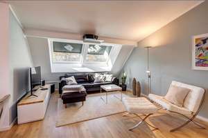Möbliert: Helle Wohnung mit einladender Dachterrasse – Die vollständige Adresse der Immobilie erhältst du vom Anbieter., 81673 Josephsburg, München – Vorschaubild 1