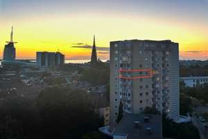 Mitte: 8. OG mit Fahrstuhl und Weserblick  – Die vollständige Adresse der Immobilie erhältst du vom Anbieter., 27568 Mitte, Bremerhaven – Vorschaubild 2