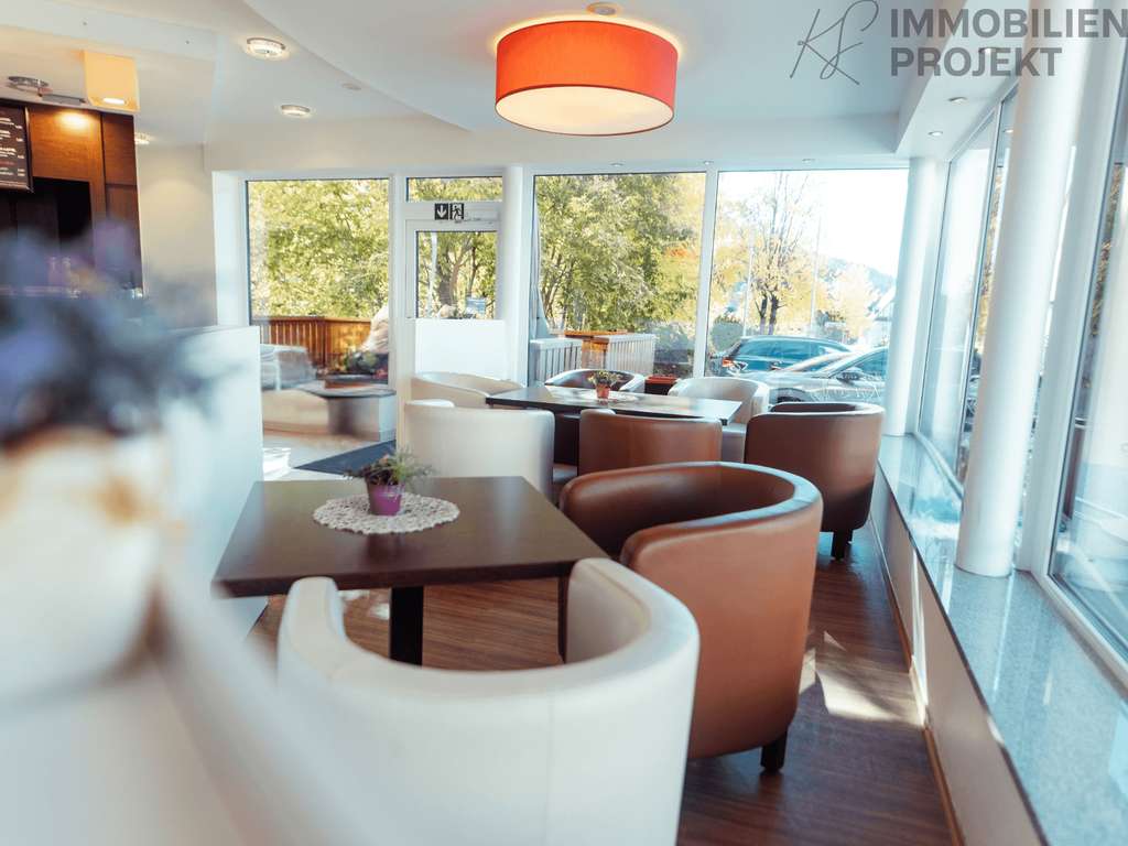 Immobilie in Warmensteinach - Wohn- u. Geschäftshaus am Kurpark – Renditestark, flexibel und mit 10 Stellplätzen - Bild 4