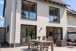 Lichtdurchflutetes Familienidyll in DO-Sölderholz: 7 Zimmer, 677m² & weitem Blick