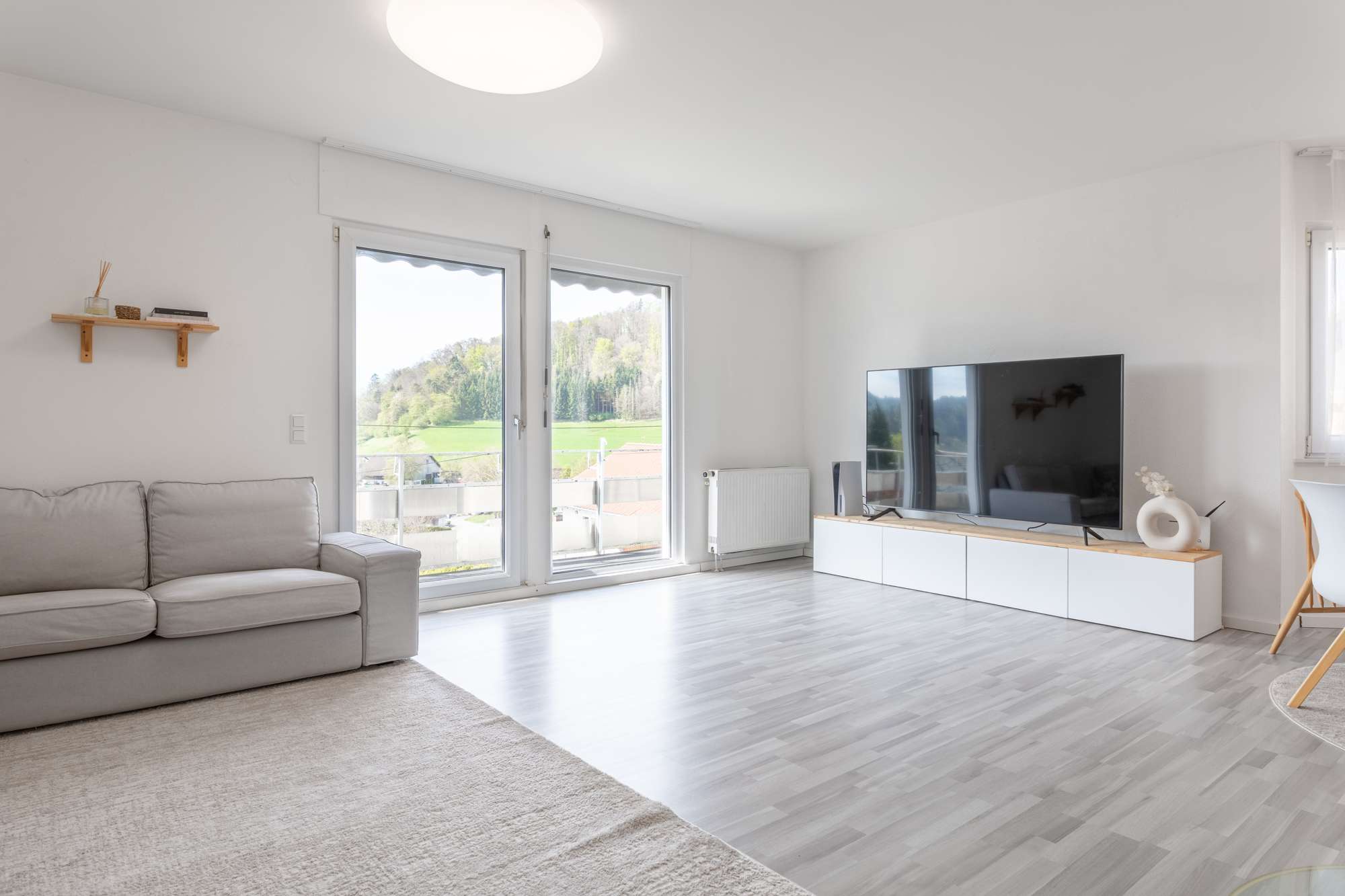 Immobilie in Eggingen - Einfamilienhaus mit vermieteter Einliegerwohnung in Eggingen - Bild 3