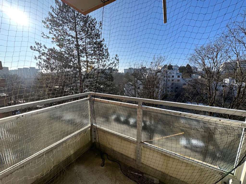 Immobilie in Taufkirchen - Helle 2-Zimmer-Wohnung mit Balkon & perfekter Aufteilung in grüner Lage! - Bild 1