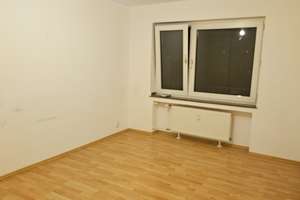 Leerstehende 2 Zimmer mit Südbalkon und Duschbad – Die vollständige Adresse der Immobilie erhältst du vom Anbieter., 40468 Unterrath, Düsseldorf – Vorschaubild 6