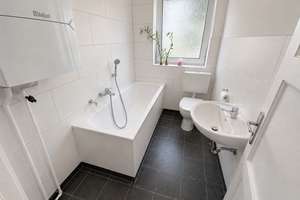 **Einziehen und wohlfühlen! +Erdgeschoss +modernes Tageslichtbad +Laminat** – Justus-von-Liebig-Straße 1, 45768 Drewer-Nord, Marl – Vorschaubild 7
