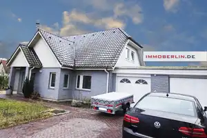 IMMOBERLIN.DE - Schmuckes Haus mit Südterrassen & Garagen in ländlicher Lage – Märkisch-Oderland (Kreis) – Vorschaubild 2