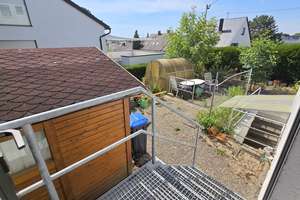 Tolles, freistehendes Einfamilienhaus mit Wintergarten, Terrasse und Garage in Ortsrandlage – Die vollständige Adresse der Immobilie erhältst du vom Anbieter., 71229 Leonberg – Vorschaubild 15