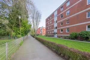 Großzügige Eigentumswohnung mit Balkon und Stellplatz in ruhiger, zentraler Lage von Büdelsdorf – Die vollständige Adresse der Immobilie erhältst du vom Anbieter., 24782 Büdelsdorf – Vorschaubild 4