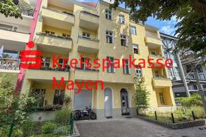 Gepflegtes MFH (11 Parteien) mit Entwicklungspotential in Berlin-Tempelhof