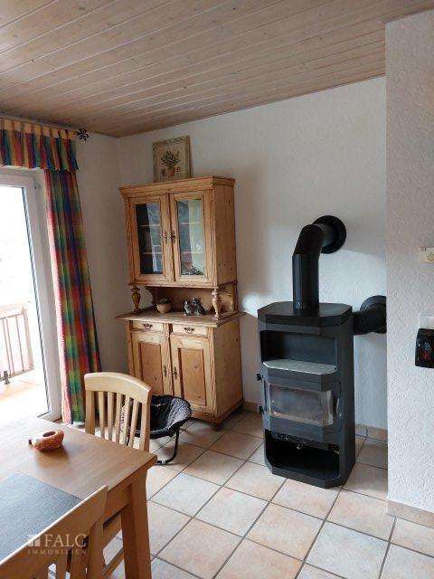 Immobilie in Eichenbühl - --Einfamilienhaus mit Einliegerwohnung mit super Fernsicht-- - Bild 0