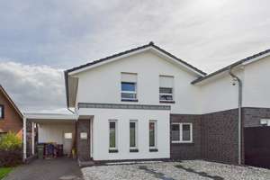 Moderne Doppelhaushälfte in Oldenburg – 134 m² Wohnfläche, Wintergarten, Carport & gepflegter Z – Die vollständige Adresse der Immobilie erhältst du vom Anbieter., 26127 Alexandersfeld, Oldenburg (Oldenburg) – Vorschaubild 2