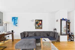 BACKSTEINROMANTIK & GROßE TERRASSE – IHRE NEUE OASE IN KREUZBERG – Berlin – Vorschaubild 5