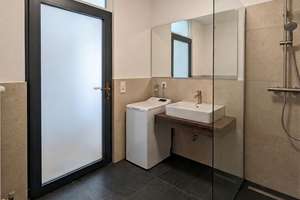 Attraktiver Preis trifft auf Potenzial! Wohnung inkl. TG-Stpl. mit Alpenblick und Dachterrassenpool! – Breslauer Straße 10, 89231 Neu-Ulm – Vorschaubild 10