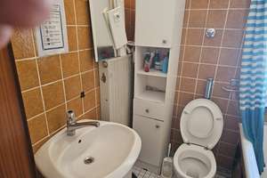 Möbiliertes WG-Zimmer in Freistehendem Einfamilienhaus in Obermenzing – Lützowstraße 4, 81245 Obermenzing, München – Vorschaubild 10